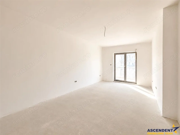 Decomandat, etaj2, bloc nou, 67 mp, 2 balcoane, parcare proprie,Tudor, Targu Mures — fotografia 2