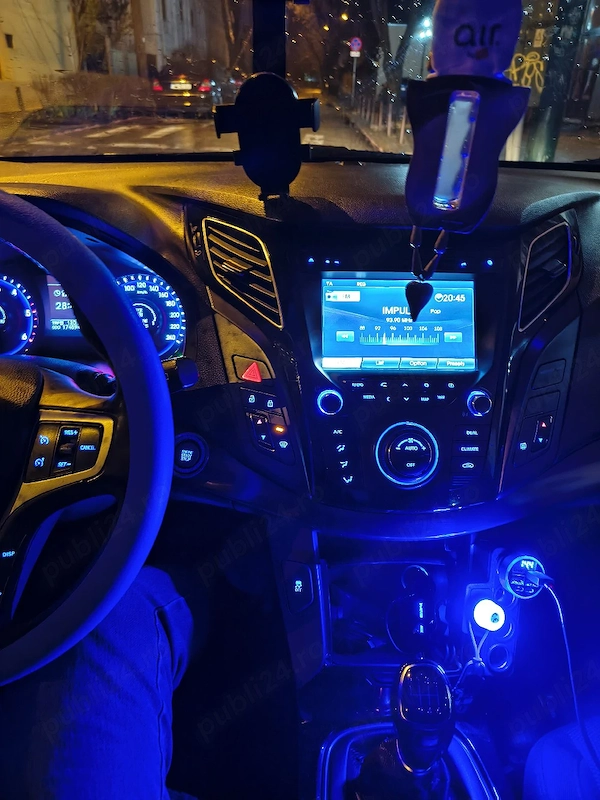 Hyundai I40 blue edition