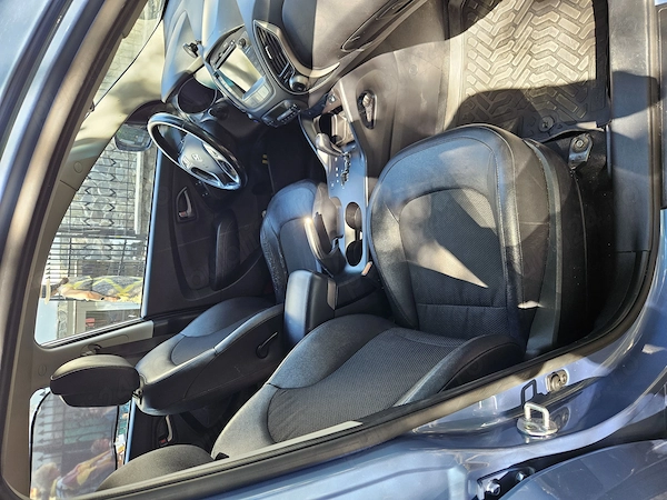 HYUNDAI ix35 2015 — imagine 9