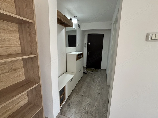 De inchiriat apartament 3 camere zona Gh Lazar — fotografia 3