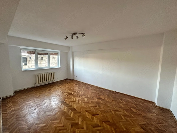 Apartament de vanzare — fotografia 3