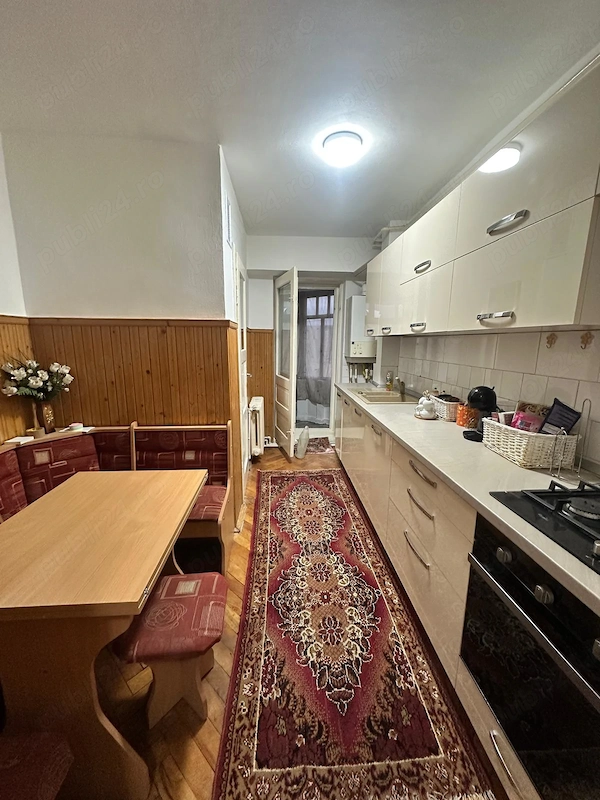 Apartament de vanzare — fotografia 1