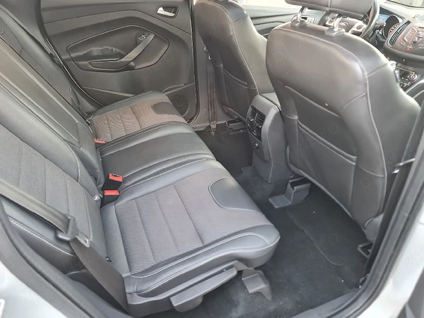 FORD Kuga 2024 — imagine 8