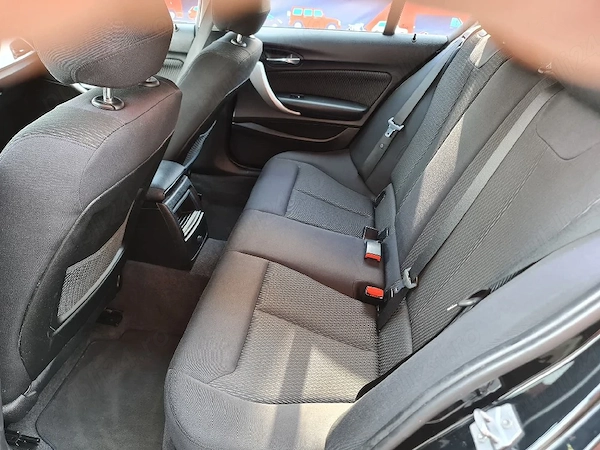 BMW 1 Series 2012 — imagine 26