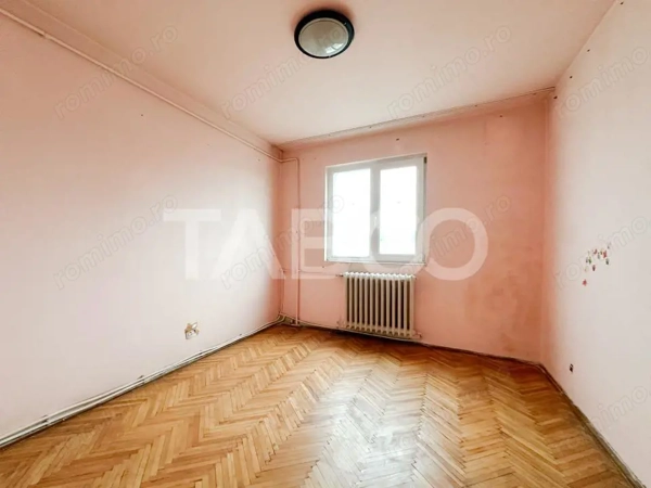 Apartament cu 4 camere Comision 0% de vanzare cu boxa in Manastur — fotografia 3