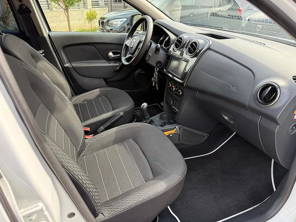 DACIA Logan 2018 — imagine 7