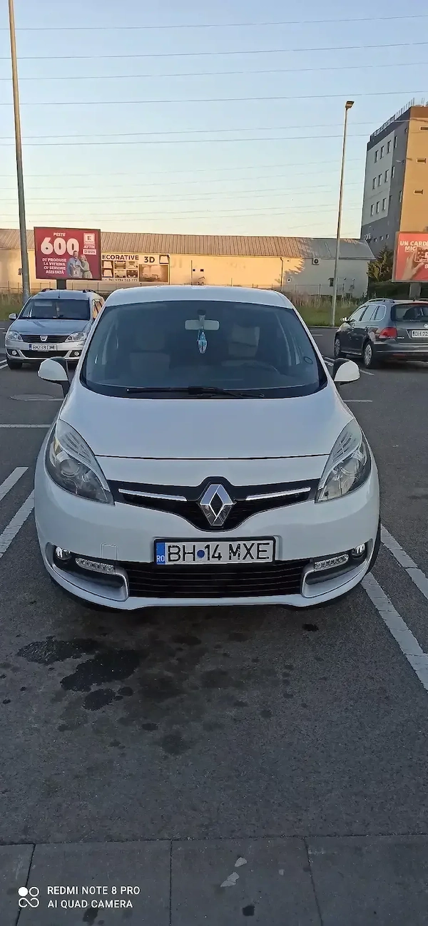 RENAULT Grand Scenic 2015 — imagine 5