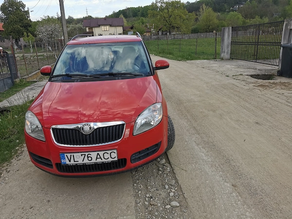 SKODA Fabia 2009 — imagine 9