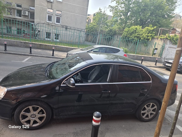 VOLKSWAGEN Jetta 2010 — imagine 3