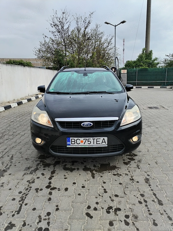 FORD Focus 2010 — imagine 5
