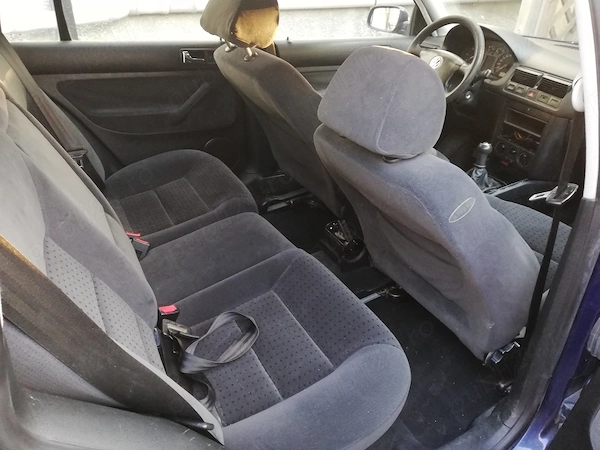 VOLKSWAGEN Golf 2000 — imagine 3