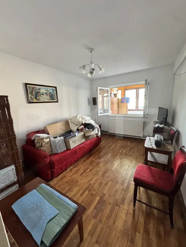 Apartament 2 camere, parter cu terasa proprie/Ghimbav — fotografia 1