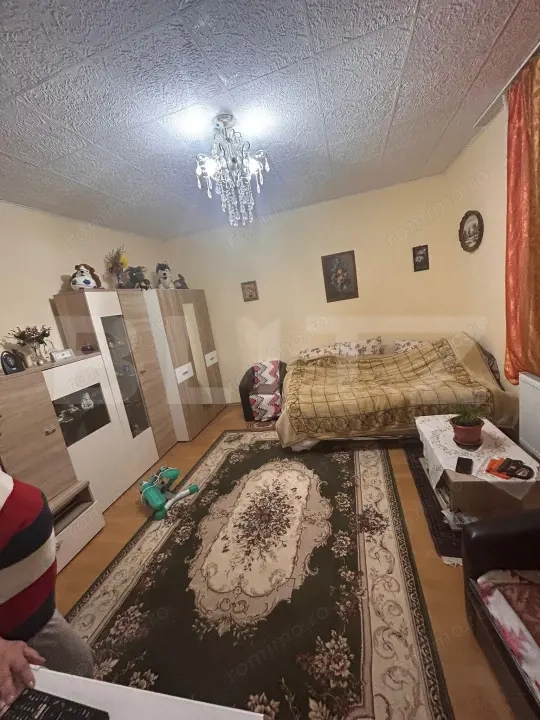 Apartament 3 camere, 100 mp, zona Brâncoveanu — fotografia 1