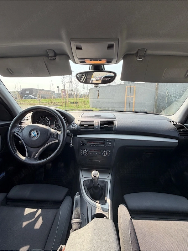 BMW 1 Series 2009 — imagine 5