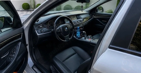 BMW 5 Series 2011 — imagine 4