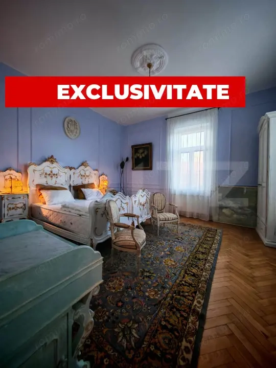 Cladire istorica, apartament 2 dormitoare, decomandat, zona Sinaia — fotografia 1