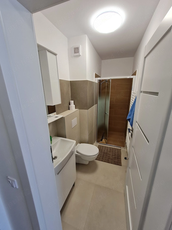 Inchiriez apartament 2 camere în bloc nou — fotografia 3
