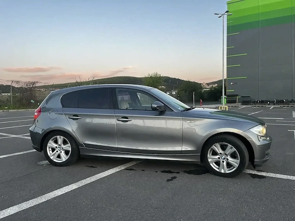 BMW 1 Series 2010 — imagine 3