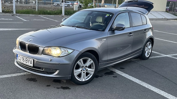 BMW 1 Series 2010 — imagine 5
