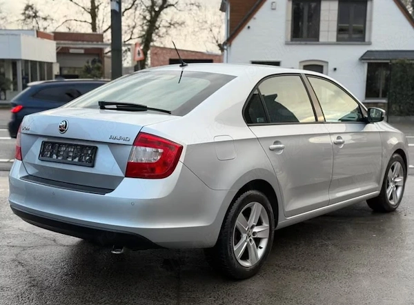 SKODA Rapid 2016 — imagine 8