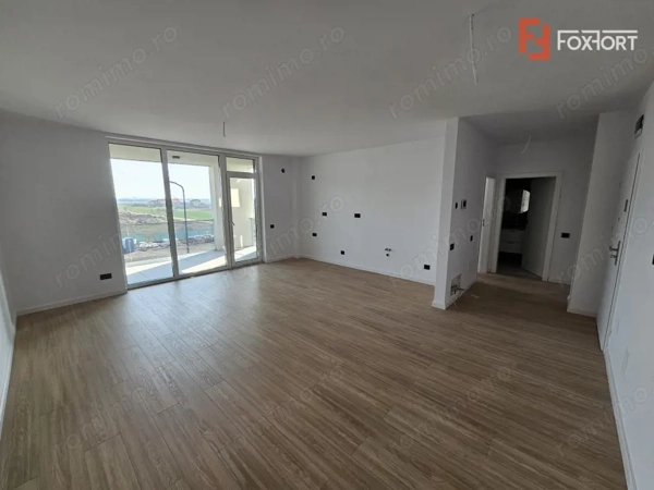 Apartament 3 camere, etaj 1, bloc nou, zona Torontalului — fotografia 1