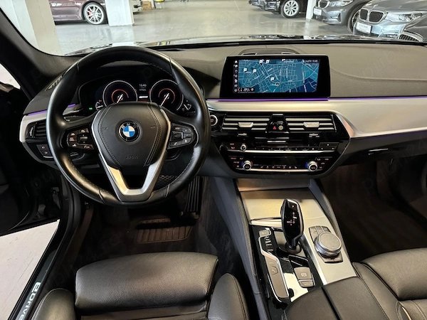 BMW 5 Series 2019 — imagine 4