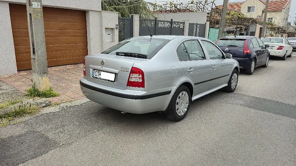 SKODA Octavia 2010 — imagine 4