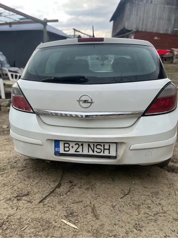 OPEL Astra 2010 — imagine 5