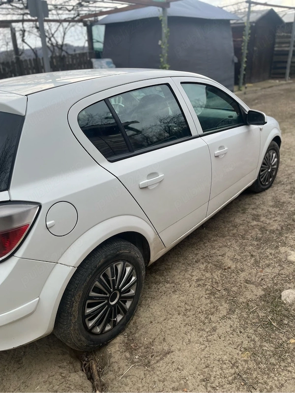 OPEL Astra 2010 — imagine 6