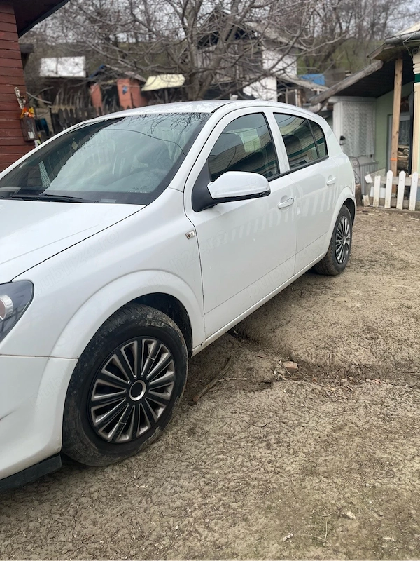 OPEL Astra 2010 — imagine 7