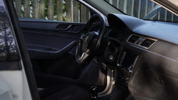 SKODA 105 2013 — imagine 2