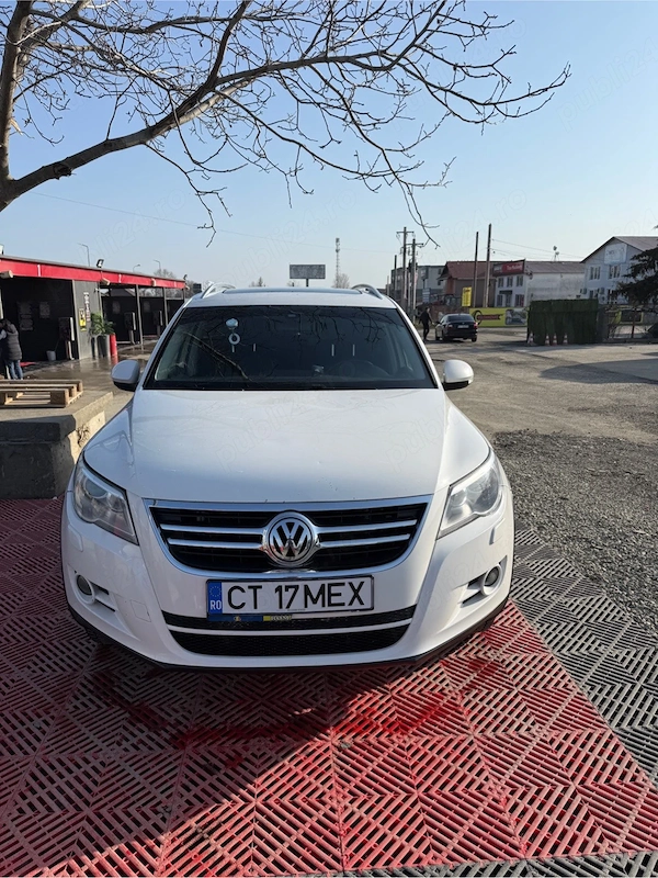 VOLKSWAGEN Tiguan 2011 — imagine 8