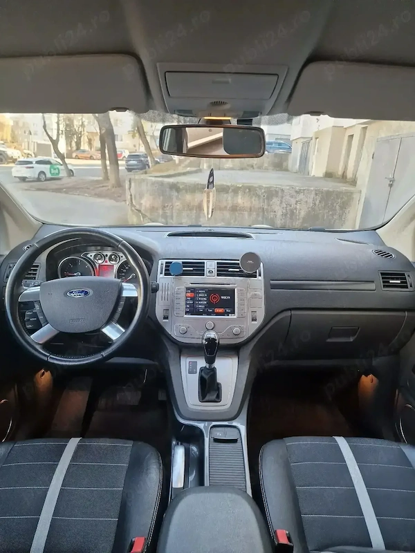 FORD Kuga 2012 — imagine 11