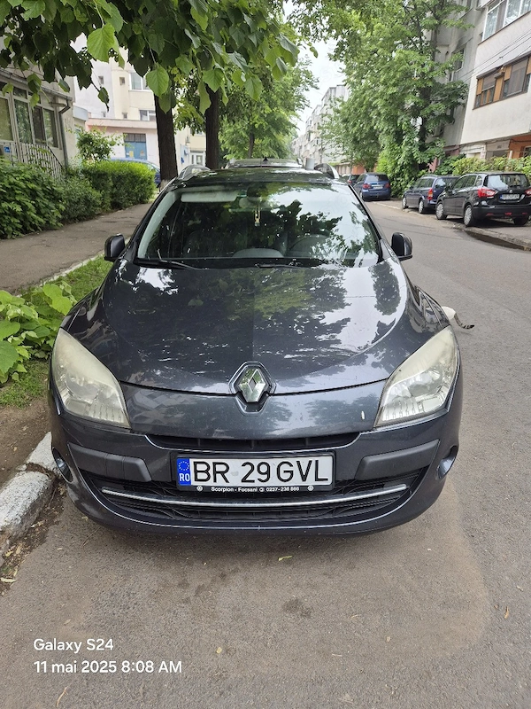 RENAULT Megane 2010 — imagine 5