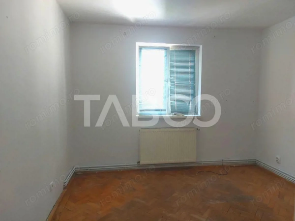 Comision 0% Apartament 40 mp 2 camere decomandate balcon Cisnadie — fotografia 3