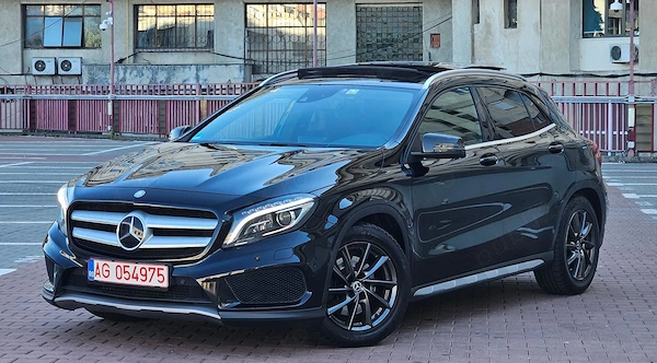 Mercedes Benz GLA 220 AMG