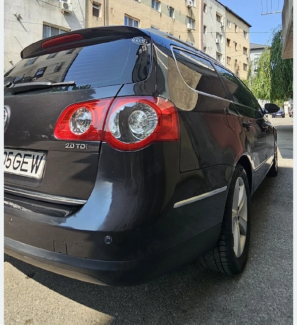 VOLKSWAGEN Passat 2010 — imagine 3