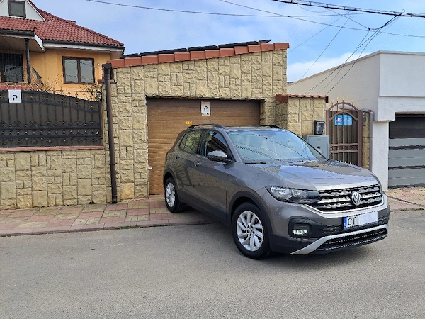 VOLKSWAGEN T-Cross
