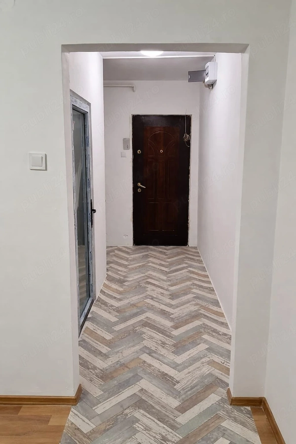 Apartament de 3 camere zona ASTRA — fotografia 3