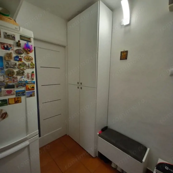 Apartament 2 camere semi, 39 mp, zona Craiovita - Scoala 30 — fotografia 3