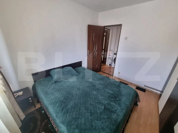 Apartament 3 camere, Craiovita Noua zona Niela — fotografia 3