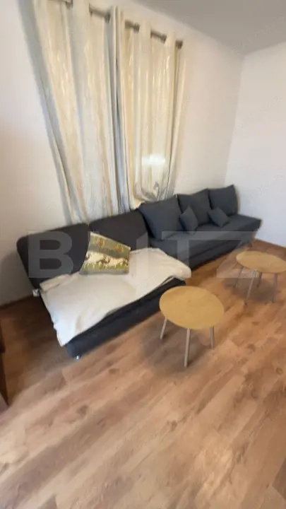 Apartament 3 camere, 60 mp, Calea Severinului-Taxi Favorit — fotografia 1