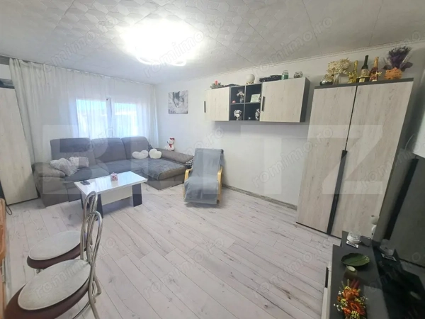 Apartament 3 camere, decomandat, 79 mp, complet renovat, Astra — fotografia 3