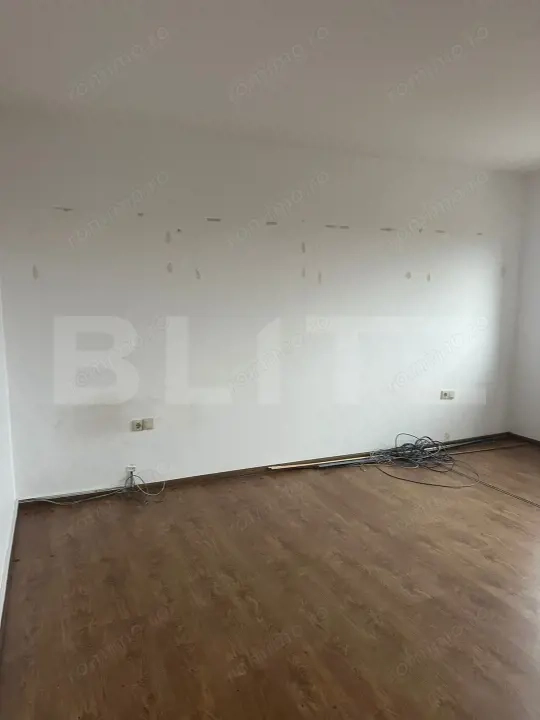 Apartament 2 camere,66 mp,zona semicentrala — fotografia 3