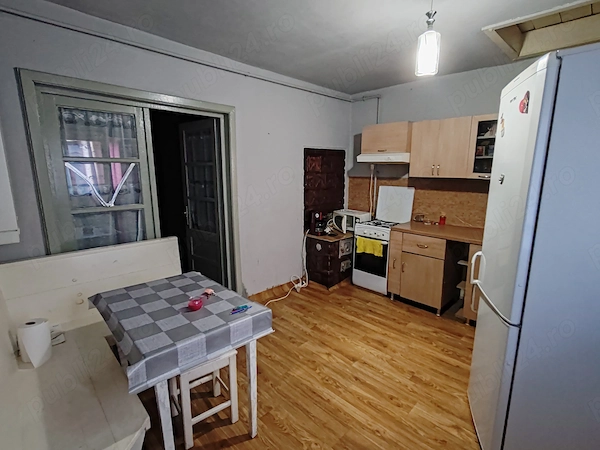 Închiriez apartament 2 camere în casa — fotografia 1