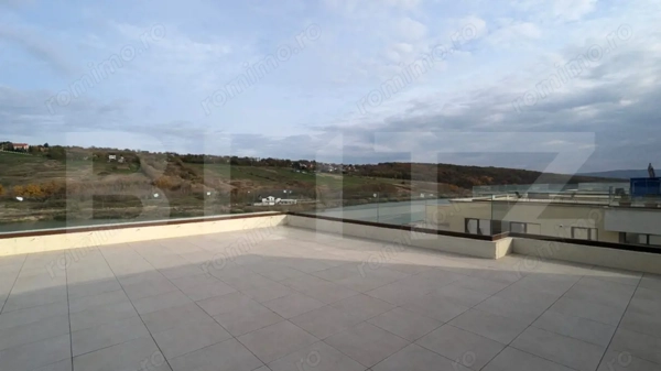Apartament 2 camere, 58mp, cu terasă și vedere spectaculoasă spre lac — fotografia 1