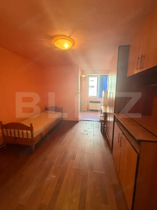 Garsoniera de vanzare, 22 mp, zona Soarelui — fotografia 1