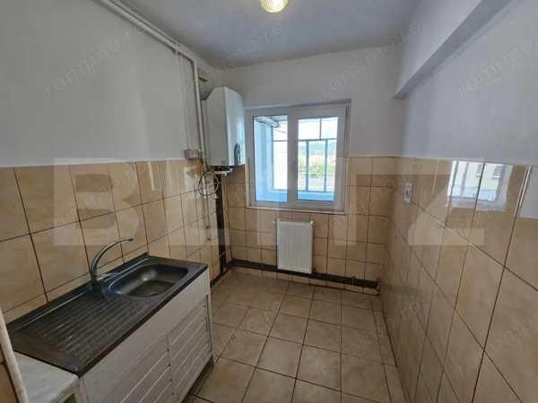 Garsonieră decomandată 31 mp, etaj 2, Cugir – spațioasă și bine compartimentată — fotografia 3