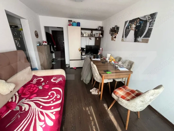 Apartament 2 camere mobilat și utilat – centrală proprie aer condiționat, Moreni — fotografia 2