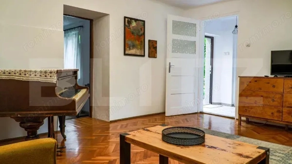 Apartament cu 2 camere, curte, 50 mp | Piața Cipariu, Negociabil — fotografia 3
